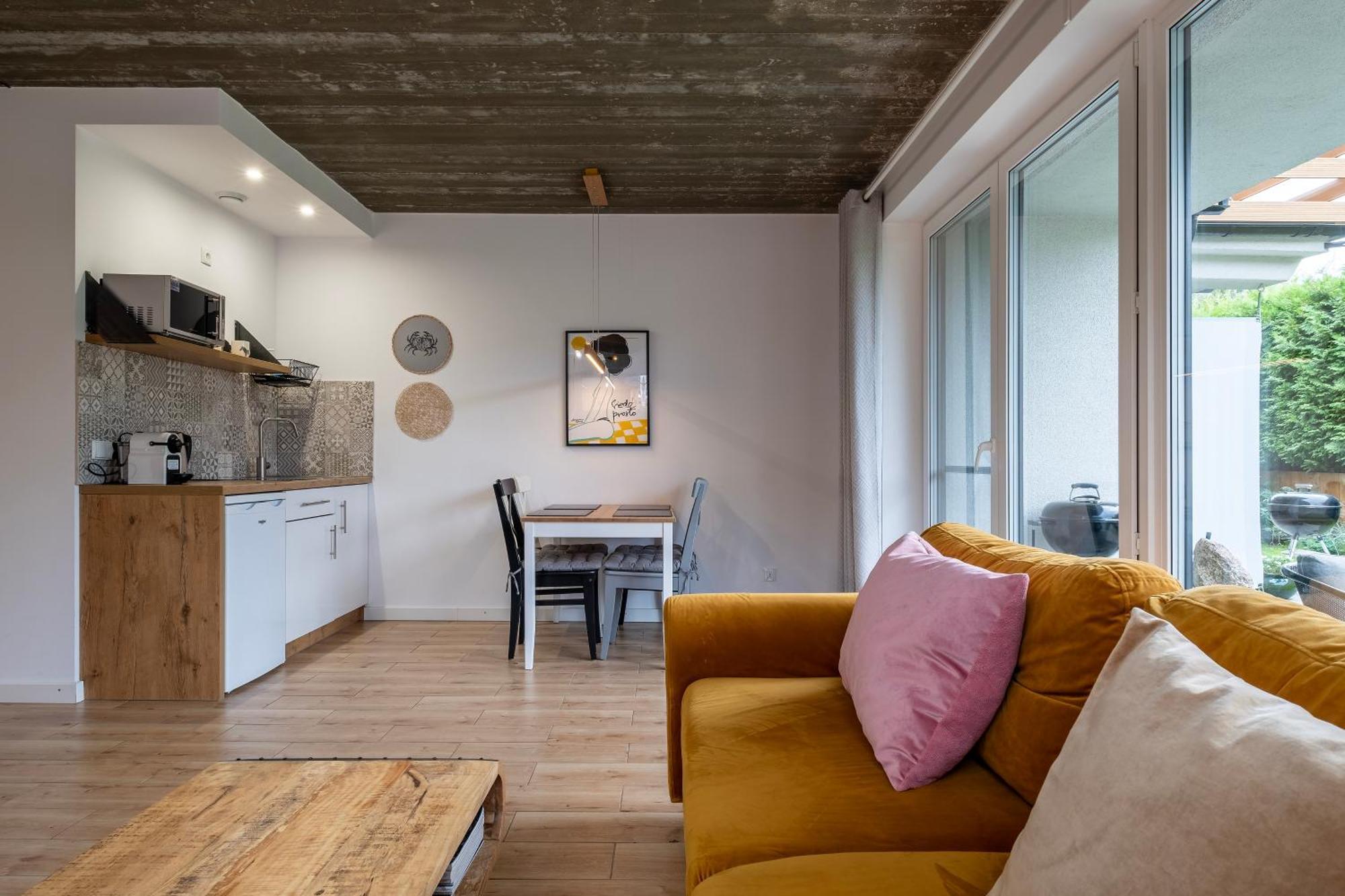 Mado Apartment *